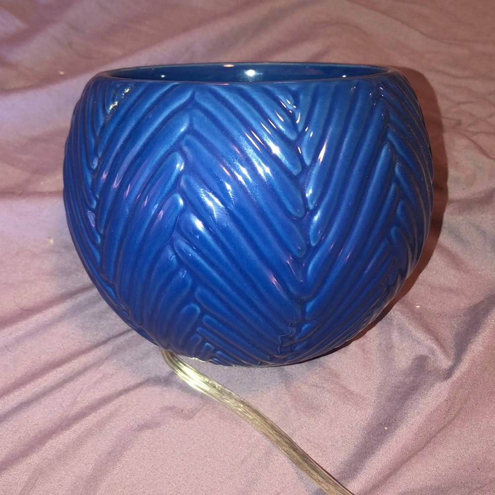 Blue Scentsy Warmer
